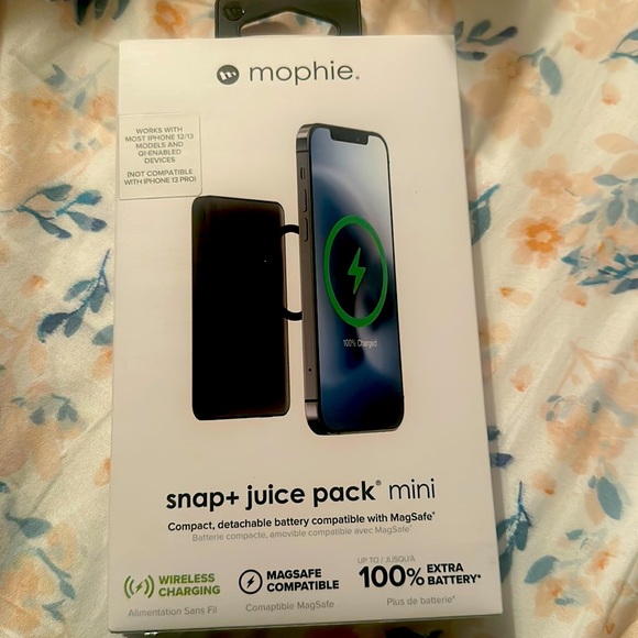 Wireless MagSafe charger - Picture 1 of 3